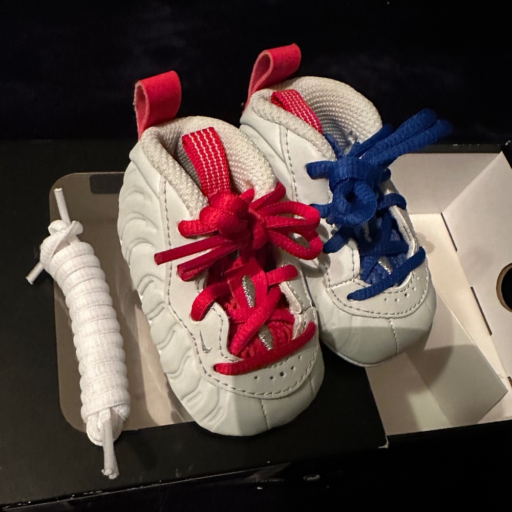 NIKE LIL' POSITE ONE